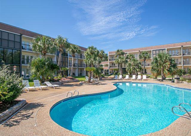 Fun 2 Bed/2 Bath Condo With Pool On Biloxi Beach Εξωτερικό φωτογραφία