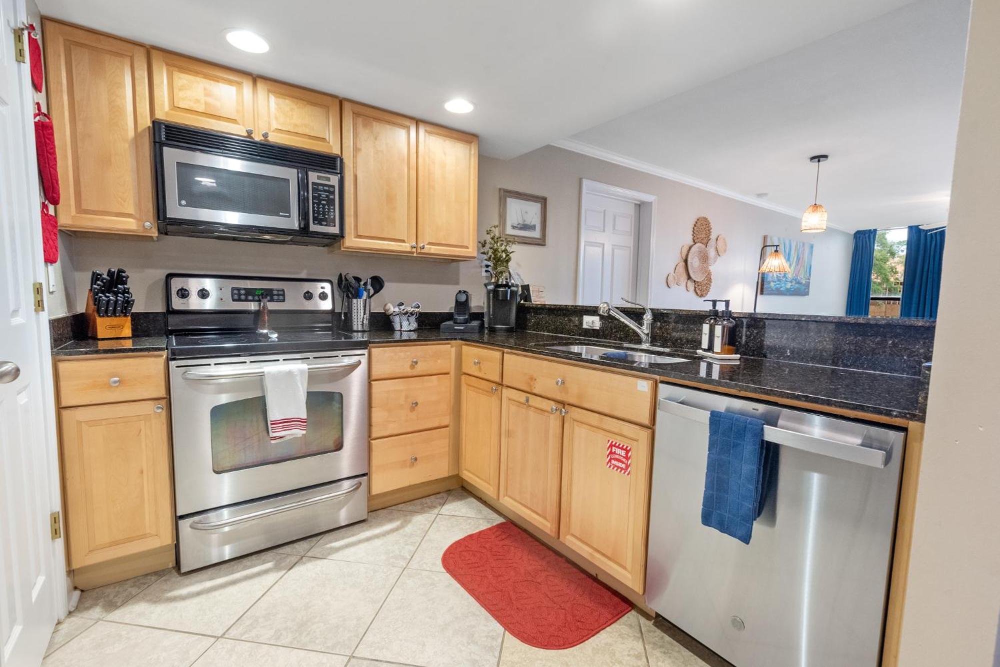Fun 2 Bed/2 Bath Condo With Pool On Biloxi Beach Εξωτερικό φωτογραφία